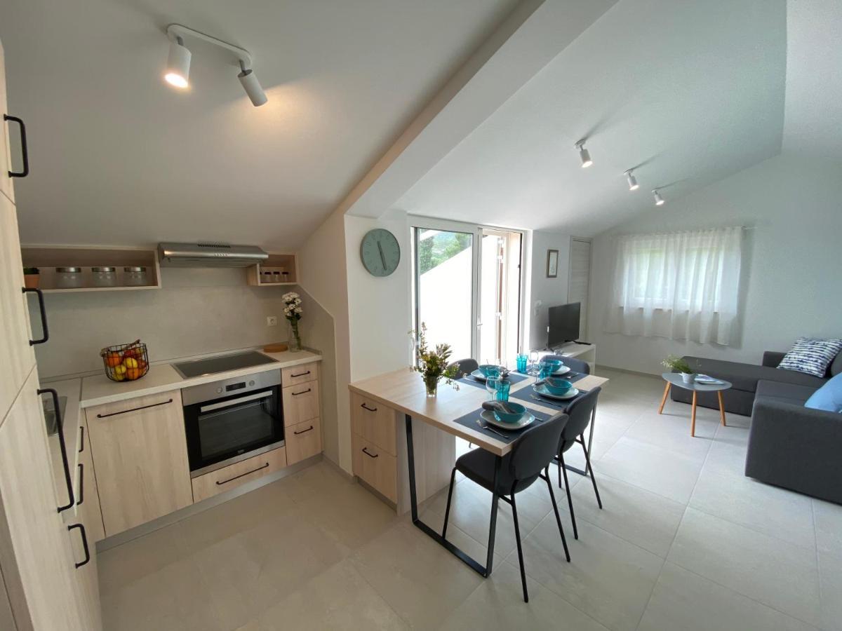 Apartment Vital Nerezine Buitenkant foto
